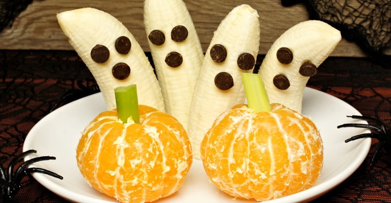 Healthy Halloween Treats: Tangerine Pumpkins and Banana Ghosts 
